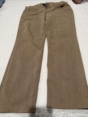 Joe's Jeans Slim Men’s Jeans in Brown